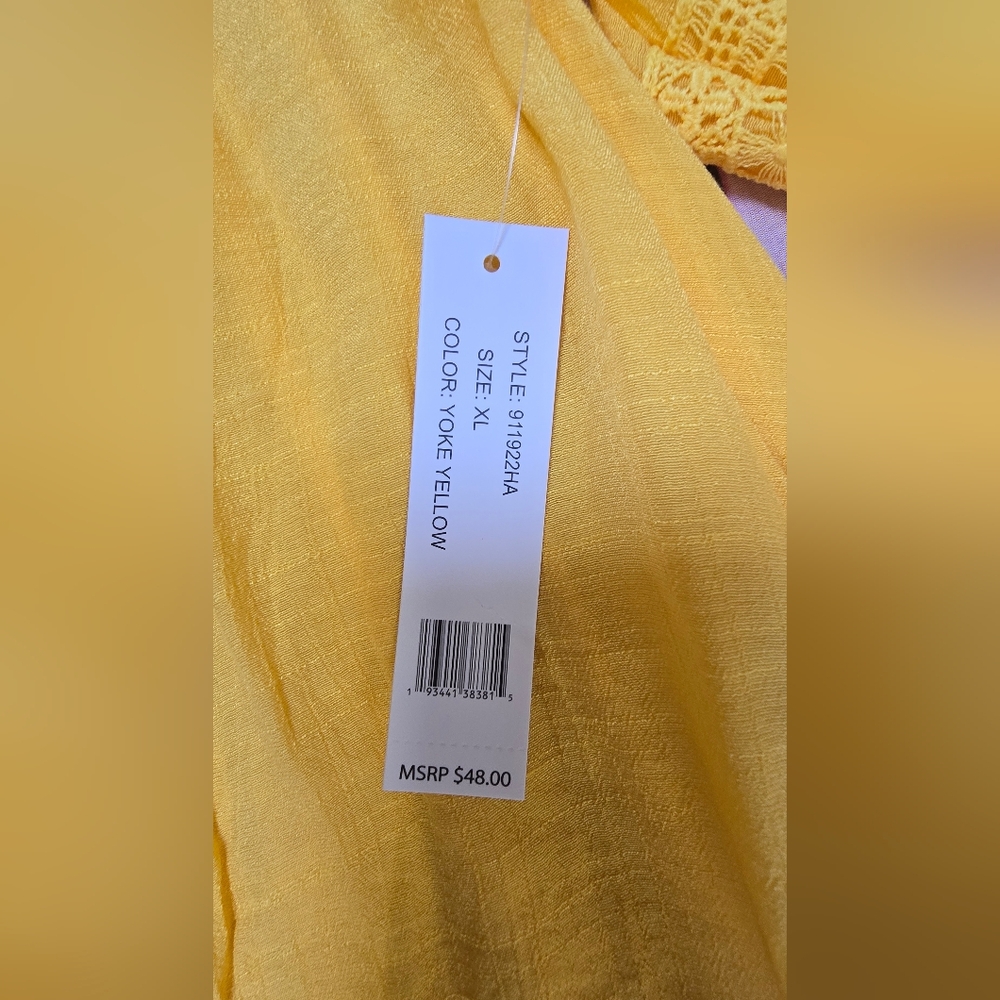 Yellow Lace-Trimmed Women's Top - Picture 3 of 7